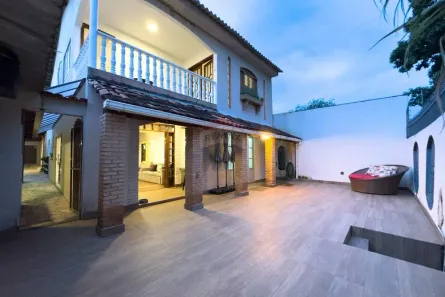 Casa com 5 Quartos à venda, 410m² no Sobradinho, Brasília