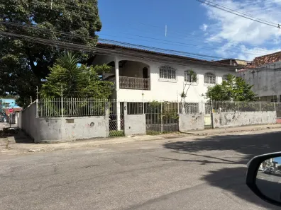 Casa com 4 Quartos à venda, 200m² no Centro de Vila Velha, Vila Velha