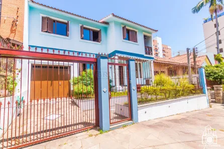 Casa com 6 Quartos à venda, 440m² no São João, Porto Alegre