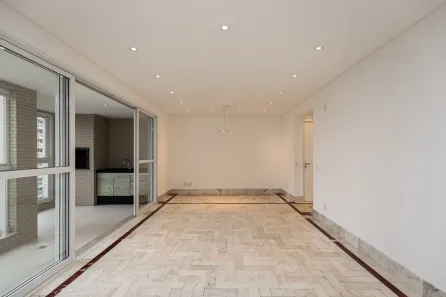 Apartamento com 2 Quartos para alugar, 113m² no Cristo Rei, Curitiba