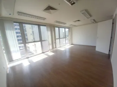 Sala Comercial para alugar, 47m² no Centro Histórico, Porto Alegre