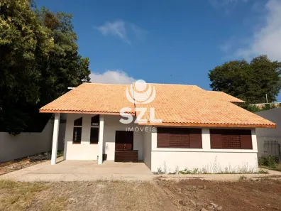 Casa com 5 Quartos para alugar, 340m² no Santa Quitéria, Curitiba