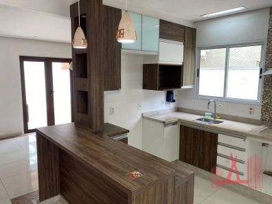 Casa de Condomínio com 3 Quartos à venda, 100m² no Jardim São Pedro, Mogi das Cruzes