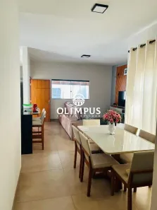 Casa com 3 Quartos à venda, 235m² no Alto Umuarama, Uberlândia