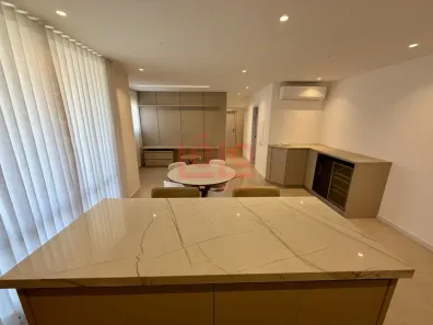 Apartamento com 2 Quartos para alugar, 93m² no Vila Bosque, Maringá