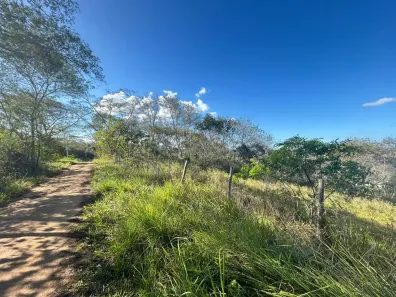 Lote/Terreno à venda, 1950m² no Vale Encantado, Macaé