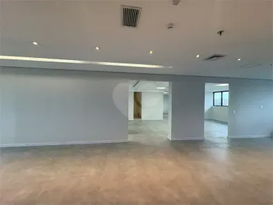 Sala Comercial para alugar, 399m² no Parque Industrial Tomas Edson, São Paulo