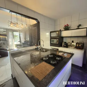 Casa de Condomínio com 2 Quartos para alugar, 82m² no , Itatiaia