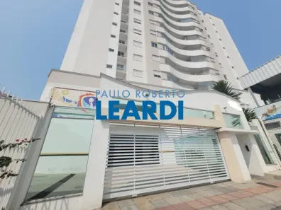 Apartamento com 2 Quartos à venda, 71m² no Roçado, São José