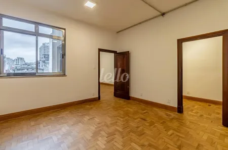 Sala Comercial para alugar, 50m² no República, São Paulo