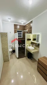 Casa com 4 Quartos à venda, 200m² no Centro, Peruíbe