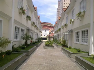 Casa de Condomínio com 3 Quartos à venda, 110m² no Chora Menino, São Paulo