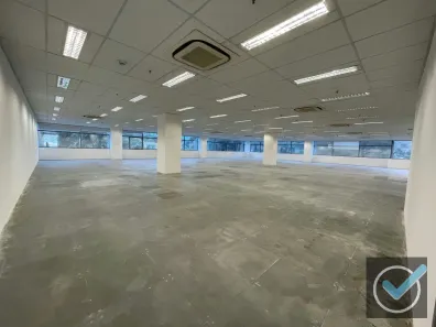 Sala Comercial para alugar, 839m² no Lapa de Baixo, São Paulo