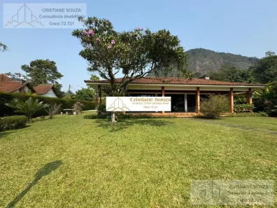 Casa de Condomínio com 3 Quartos à venda, 1100m² no Carlos Guinle, Teresópolis