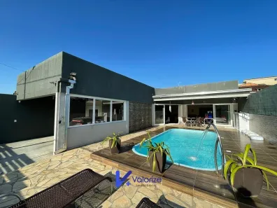 Casa com 3 Quartos à venda, 330m² no Balneário Shangri-lá, Pontal do Paraná