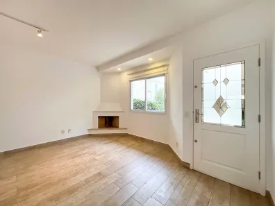 Casa de Condomínio com 4 Quartos para alugar, 257m² no Jardim Prudência, São Paulo