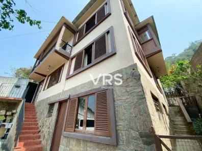 Casa com 2 Quartos à venda, 294m² no Vale do Paraíso, Teresópolis