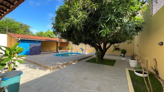 Casa com 4 Quartos para alugar, 261m² no Santa Isabel, Teresina