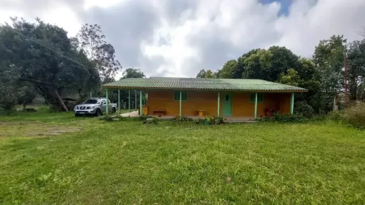 Fazenda/Sítio com 2 Quartos à venda, 80m² no Fiuza, Viamão