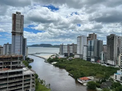 Apartamento com 3 Quartos à venda, 132m² no Meia Praia, Itapema