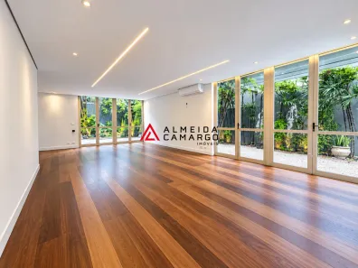 Casa com 4 Quartos à venda, 300m² no Jardim Europa, São Paulo