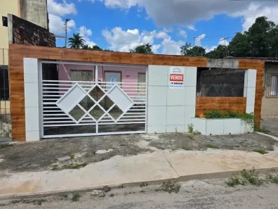 Casa com 2 Quartos à venda, 200m² no Coqueiro, Belém