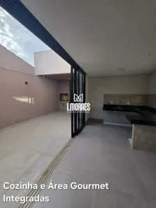 Casa com 3 Quartos à venda, 140m² no Umuarama, Uberlândia