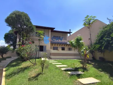 Casa com 7 Quartos à venda, 360m² no Itamarati, Londrina