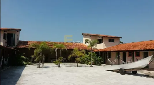 Prédio Comercial com 10 Quartos à venda, 500m² no Centro, Iguape
