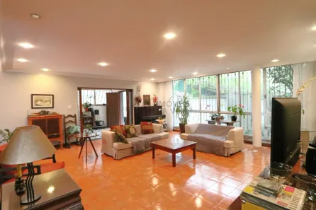 Sobrado com 4 Quartos à venda, 350m² no Vila Mariana, São Paulo