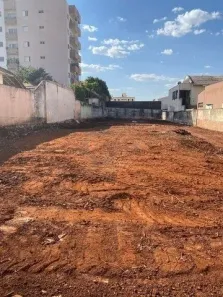 Lote/Terreno à venda, 656m² no Centro, Londrina