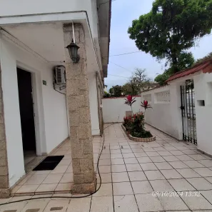 Sobrado com 3 Quartos à venda, 140m² no Marapé, Santos