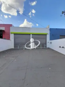 Sala Comercial para alugar, 100m² no Loteamento Residencial Pequis, Uberlândia