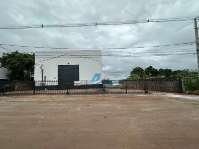 Galpão/Depósito/Armazém para alugar, 950m² no Vila Atalaia, Cambé