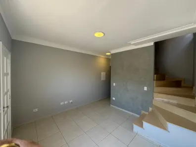 Casa de Condomínio com 2 Quartos à venda, 63m² no Jardim Boa Vista, São Roque