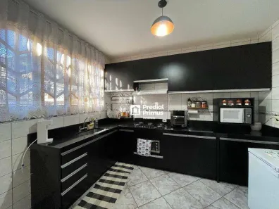 Casa com 4 Quartos à venda, 187m² no Loteamento Sitio Jacina, Nova Friburgo