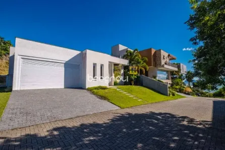 Casa de Condomínio com 3 Quartos à venda, 185m² no Cacupé, Florianópolis