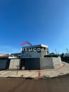 Sobrado com 3 Quartos à venda, 122m² no Jardim Bela Itália, Cambé