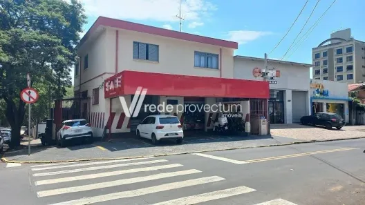 Casa com 3 Quartos à venda, 227m² no Cambuí, Campinas