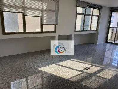 Sala Comercial para alugar, 130m² no Vila Olímpia, São Paulo