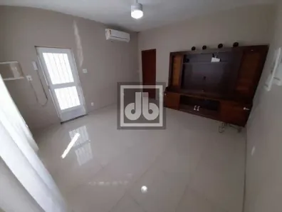 Casa com 3 Quartos à venda, 197m² no Olaria, Rio de Janeiro