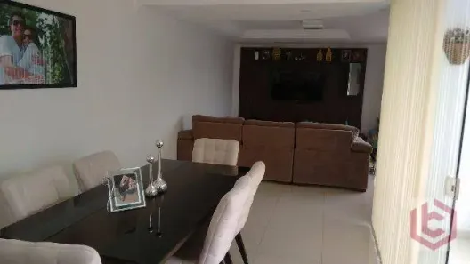 Casa com 3 Quartos à venda, 240m² no Vila Valença, São Vicente