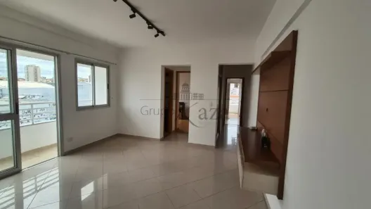 Apartamento com 2 Quartos à venda, 70m² no Centro, Jacareí