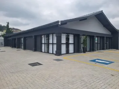 Imóvel Comercial para alugar, 38m² no América, Joinville