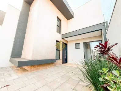 Sobrado com 3 Quartos à venda, 142m² no Santa Cruz, Cascavel