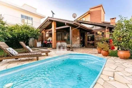Casa com 3 Quartos para venda ou aluguel, 362m² no Pedra Branca, Palhoça
