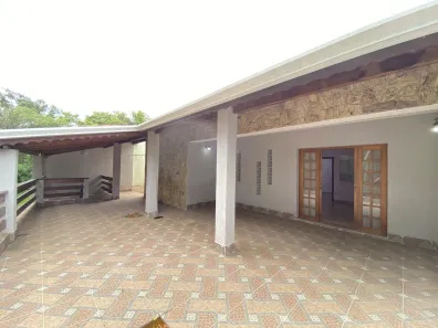 Casa com 3 Quartos para venda ou aluguel, 246m² no Jardim São Vicente, Jundiaí