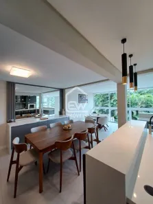 Casa com 3 Quartos à venda, 322m² no Água Verde, Jaraguá do Sul
