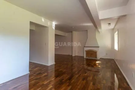 Casa com 4 Quartos para alugar, 297m² no Cristal, Porto Alegre
