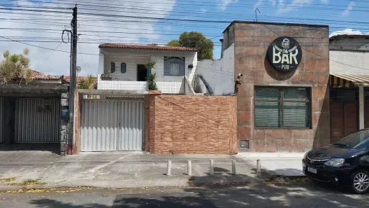 Casa com 4 Quartos à venda, 195m² no Jóquei Clube, Fortaleza